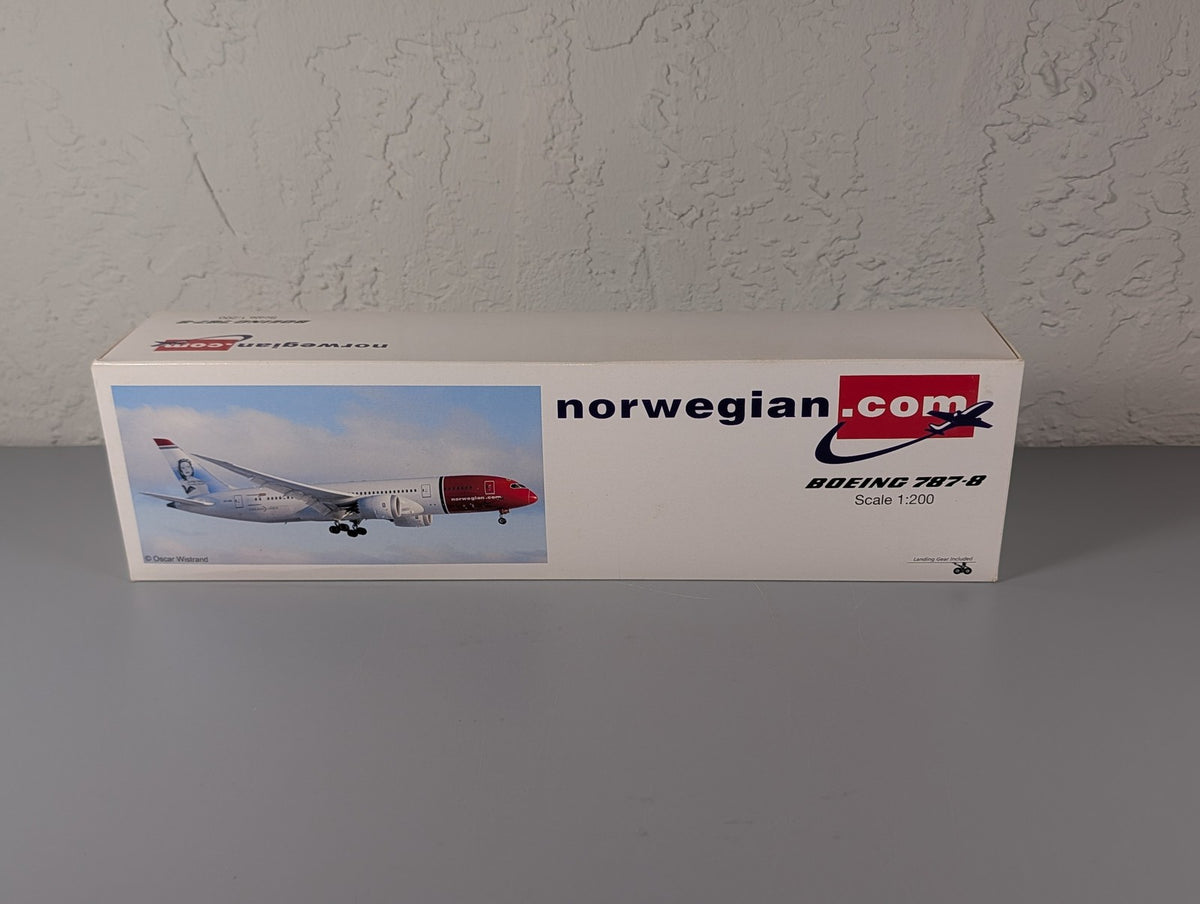 Hogan Boeing 787-8 Norwegian Air Dreamliner 1:200 Model Airplane EI-LNA Stand