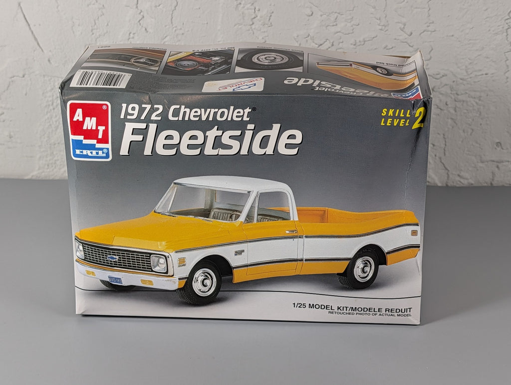 AMT Ertl 1972 Chevrolet Fleetside Pickup 1/25 Model Kit 6691 New Unbuilt