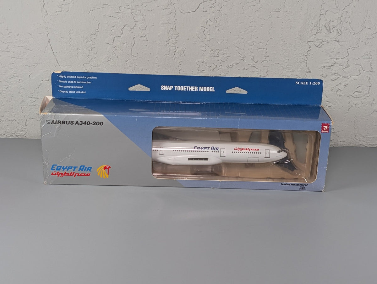 Hogan Wings Egypt Air Airbus A340-200 1:200 Snap-Fit Model Aircraft Airliner